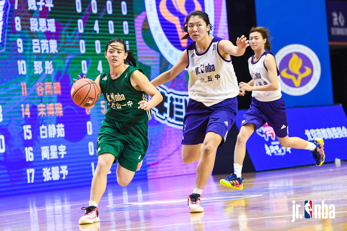 施洛特贝克：吉拉西最近过得确实不容易，但教练一直信任他